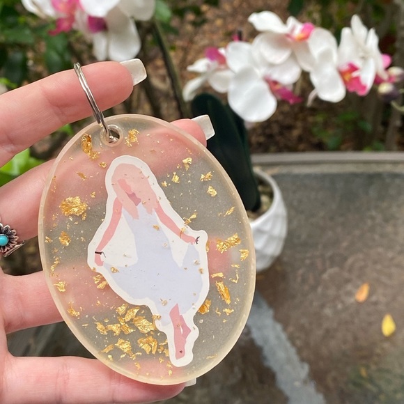 MYSTERY BUNDLE Taylor Swift Iconic Moments Cartoon & Gold Flakes Keychain 2 PACK - Picture 6 of 16